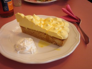 GF Vanilla mango meringue cake