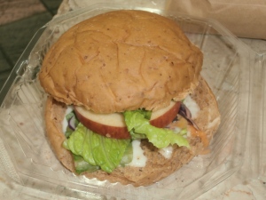 Mediocre apple burger @Soul R Cafe